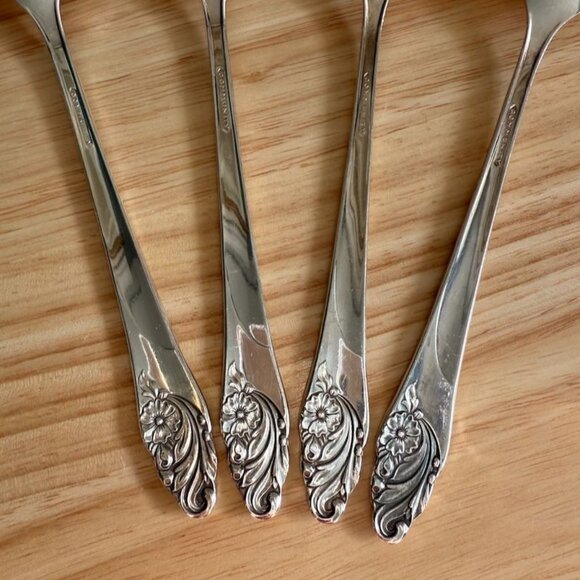 Oneida Evening Star Soup Spoons Round Gumbo Set Of 4 1950s Floral Pattern 7" - Picture 6 of 9